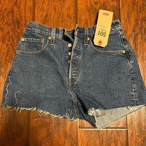 Levi 501 Blue Jean Short Size 26 NWT